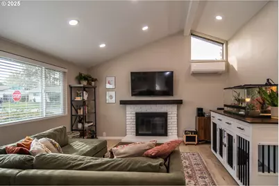 10 Carmel Ct, Roseburg, OR 97471 - Photo 17