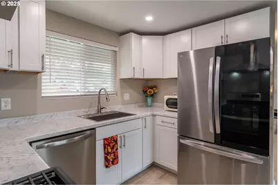 10 Carmel Ct, Roseburg, OR 97471 - Photo 13