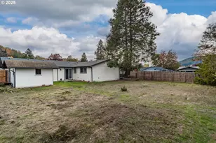 10 Carmel Ct, Roseburg, OR 97471 - Photo 43