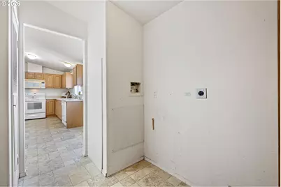 1699 N Terry St #320, Eugene, OR 97402 - Photo 17