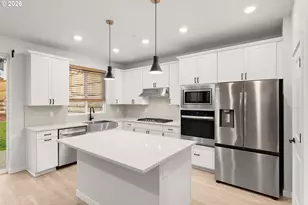 17335 NW Loomis Ln, Portland, OR 97229 - Photo 9