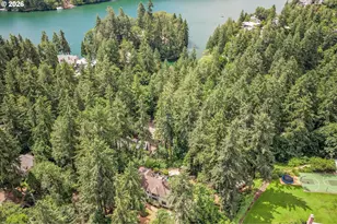 920 Fairway Rd, Lake Oswego, OR 97034 - Photo 41