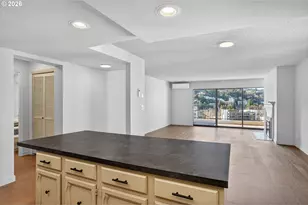 2221 SW 1st Ave, Portland, OR 97201 - Photo 23