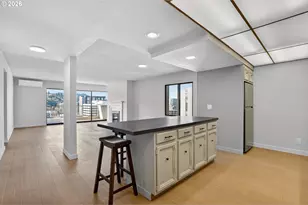 2221 SW 1st Ave, Portland, OR 97201 - Photo 21