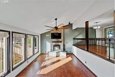 1845 Oak St, North Bend, OR 97459 - Photo 5