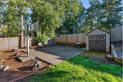 1845 Oak St, North Bend, OR 97459 - Photo 3