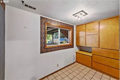 1845 Oak St, North Bend, OR 97459 - Photo 17