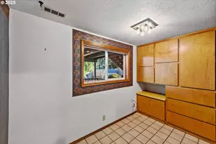 1845 Oak St, North Bend, OR 97459 - Photo 17