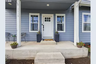 1310 Elm St, Junction City, OR 97448 - Photo 5