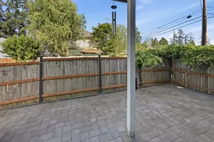 1310 Elm St, Junction City, OR 97448 - Photo 37
