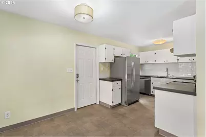 2811 N Arlington Pl, Portland, OR 97217 - Photo 11