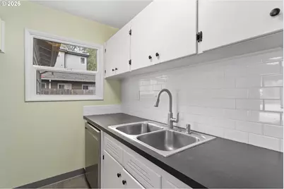 2811 N Arlington Pl, Portland, OR 97217 - Photo 15