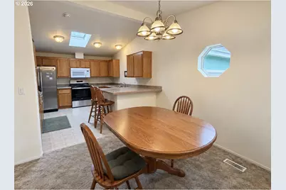 1454 Myrtle Ave, Coos Bay, OR 97420 - Photo 5