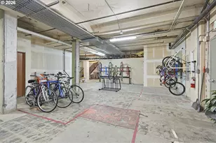 1930 NW Irving St, Portland, OR 97209 - Photo 21