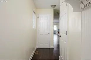 8211 SE 45th Ave, Portland, OR 97206 - Photo 3
