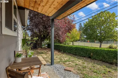 7625 SE Market St, Portland, OR 97215 - Photo 3