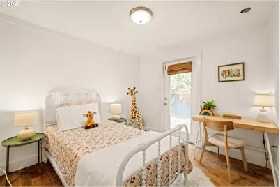 7625 SE Market St, Portland, OR 97215 - Photo 23