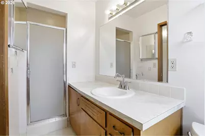 9925 SW Inez St, Portland, OR 97224 - Photo 19