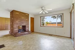 9925 SW Inez St, Portland, OR 97224 - Photo 11