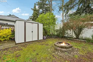 12905 SW Walker Rd, Beaverton, OR 97005 - Photo 23
