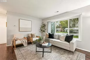 12905 SW Walker Rd, Beaverton, OR 97005 - Photo 7