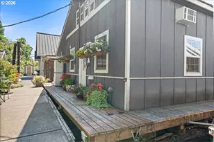 903 S McLoughlin Blvd, Oregon City, OR 97045 - Photo 41