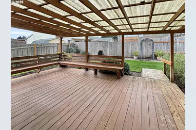 5812 NE 84th Ave, Vancouver, WA 98662 - Photo 15