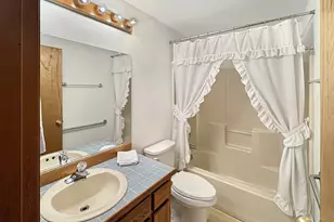 5812 NE 84th Ave, Vancouver, WA 98662 - Photo 13