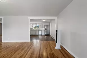 622 51st St, Springfield, OR 97478 - Photo 7