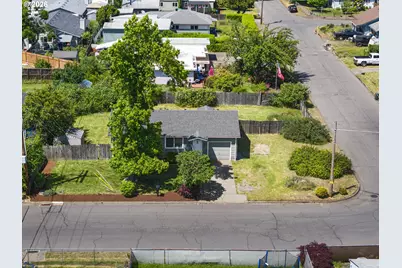 622 51st St, Springfield, OR 97478 - Photo 25