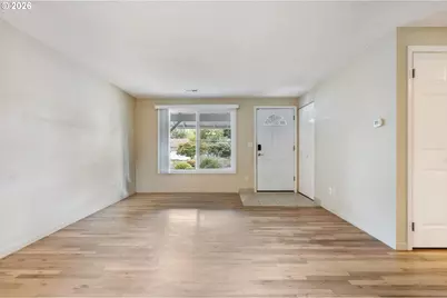 16883 SE Fragrance Ave, Milwaukie, OR 97267 - Photo 9