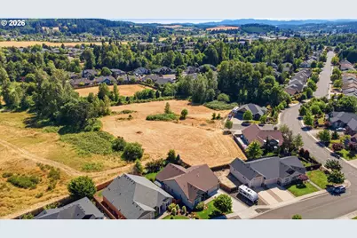 1589 SE Loganberry St, Dallas, OR 97338 - Photo 43