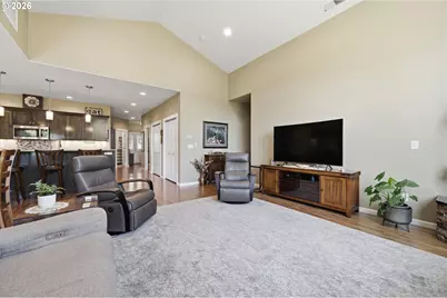1589 SE Loganberry St, Dallas, OR 97338 - Photo 27
