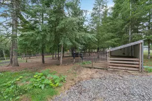 67391 Hollywood Rd, Deer Island, OR 97054 - Photo 9