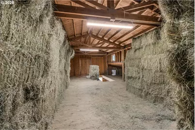 67391 Hollywood Rd, Deer Island, OR 97054 - Photo 13