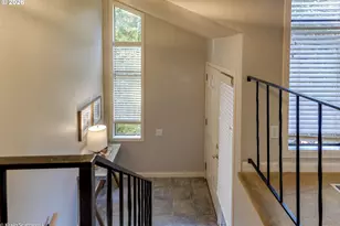 9814 SW Quail Post Rd, Portland, OR 97219 - Photo 17