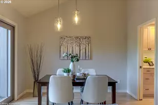 9814 SW Quail Post Rd, Portland, OR 97219 - Photo 11