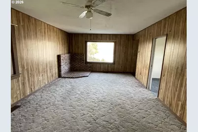 280 W Center St, Heppner, OR 97836 - Photo 9