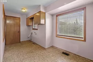 2450 Edgewood Ave NE, Salem, OR 97301 - Photo 9