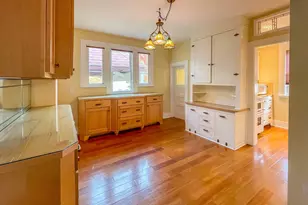 1118 SE Washington Ave, Roseburg, OR 97470 - Photo 11