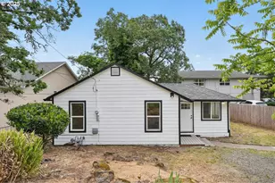 4711 Alder St, West Linn, OR 97068 - Photo 3