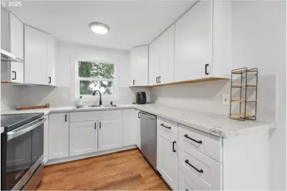 4711 Alder St, West Linn, OR 97068 - Photo 13