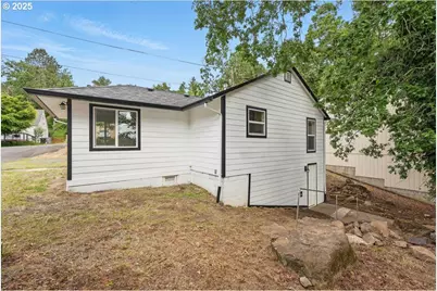 4711 Alder St, West Linn, OR 97068 - Photo 5