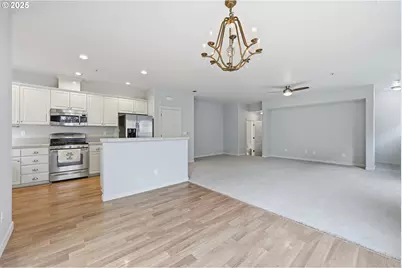 674 NE Newstead Ln, Hillsboro, OR 97006 - Photo 13