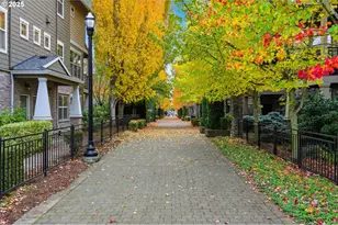 674 NE Newstead Ln, Hillsboro, OR 97006 - Photo 37