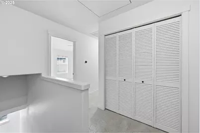 674 NE Newstead Ln, Hillsboro, OR 97006 - Photo 17