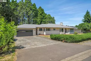 19531 Central Point Rd, Oregon City, OR 97045 - Photo 1