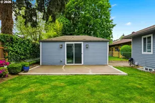 648 NE Stafford St, Portland, OR 97211 - Photo 31
