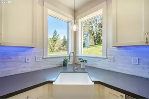 85059 Territorial Hwy, Eugene, OR 97402 - Photo 11