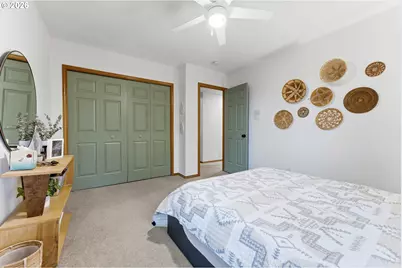 7537 SE 116th Ave, Portland, OR 97266 - Photo 31